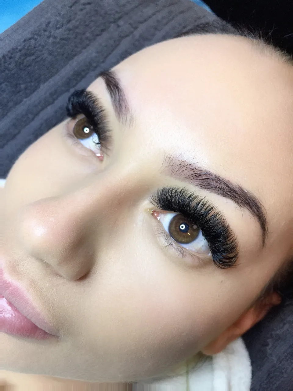 Dramatic Volume Eyelash Extensions